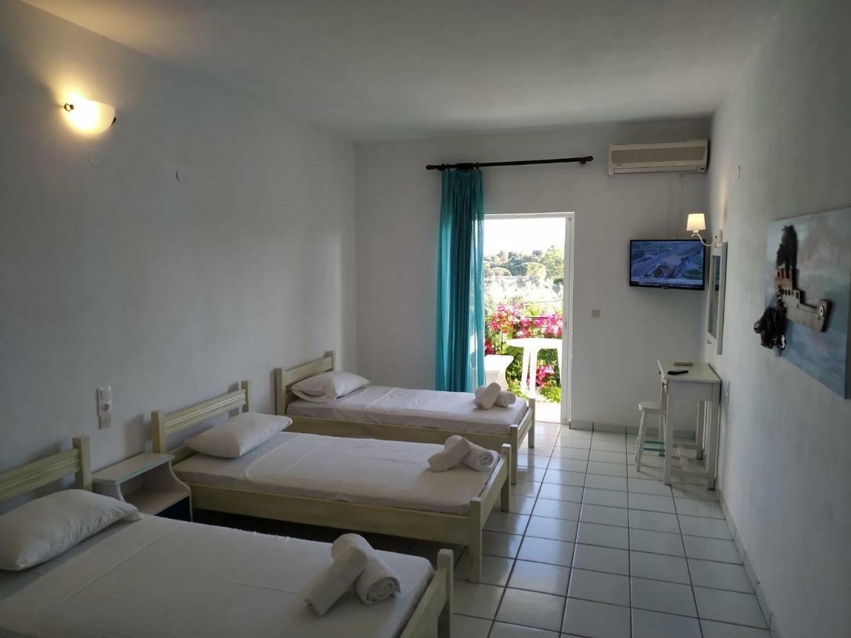 Esperos Hotel Troulos Exterior photo