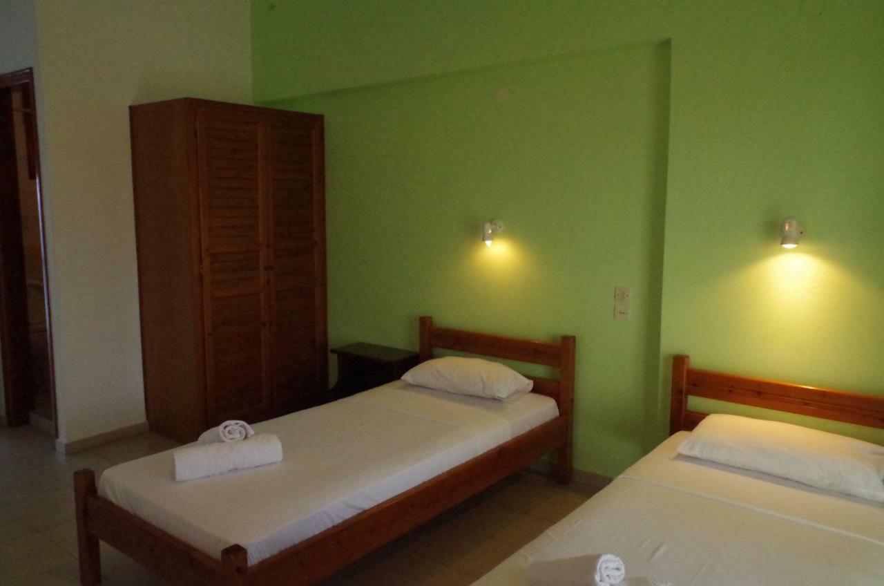 Esperos Hotel Troulos Exterior photo